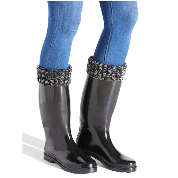 Shoes - Rain Boots Glossy Foldover Cuff Winter Boots NWT